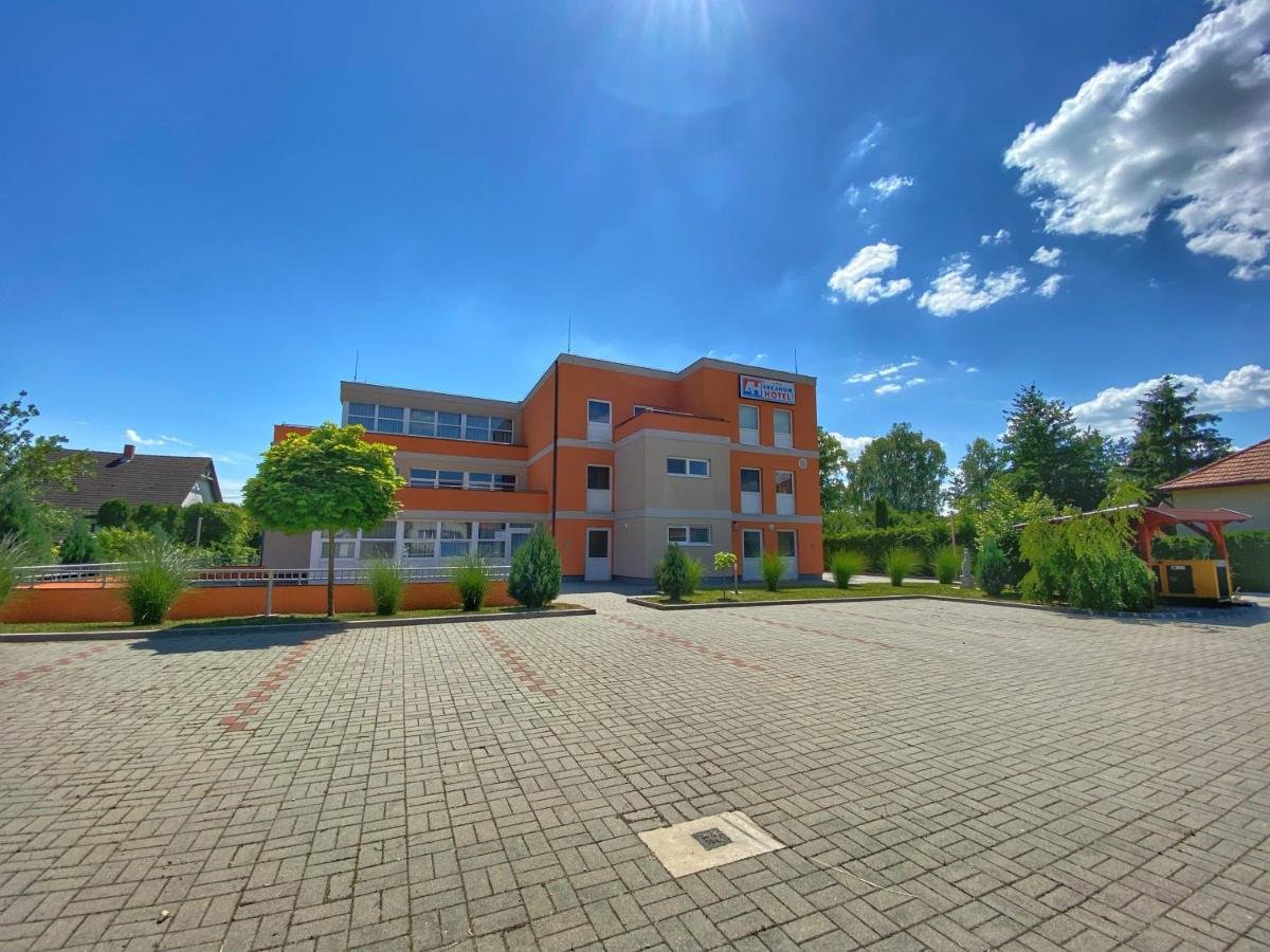 Céges rendezvényhelyszín a Balaton egyik legszebb szakaszán